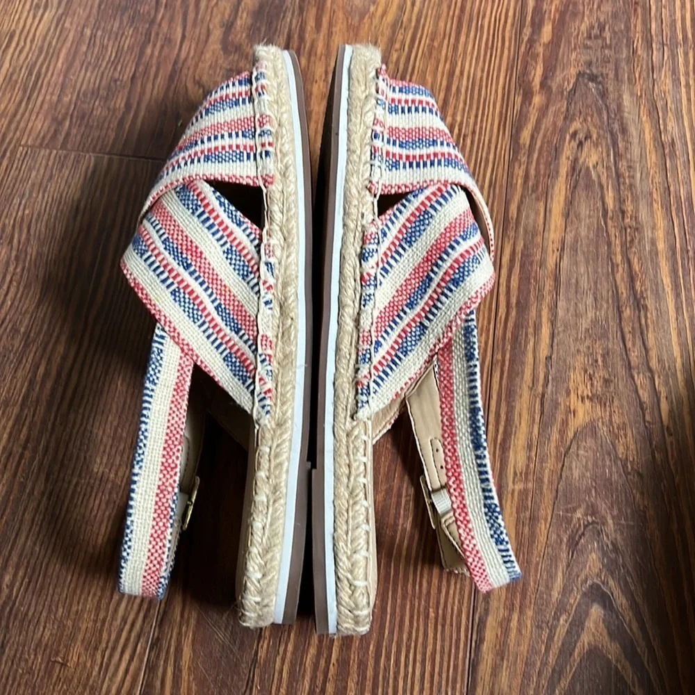 Land’s End Textile Espadrille Cross Strap Sandal Size 9B Women’s Red/blue EUC